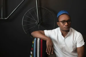 Brymo-Biography-And-Songs-Of-A-Renowned-Nigerian-Music-Superstar-1536x1024(1)