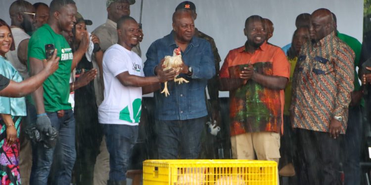 mahama-chicken-750x375